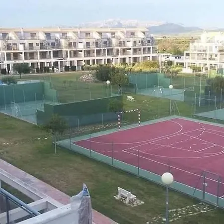 Spacieux Au Coeur De Golf Panoramica Apartment *