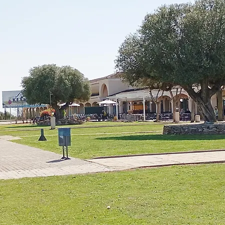 Spacieux Au Coeur De Golf Panoramica